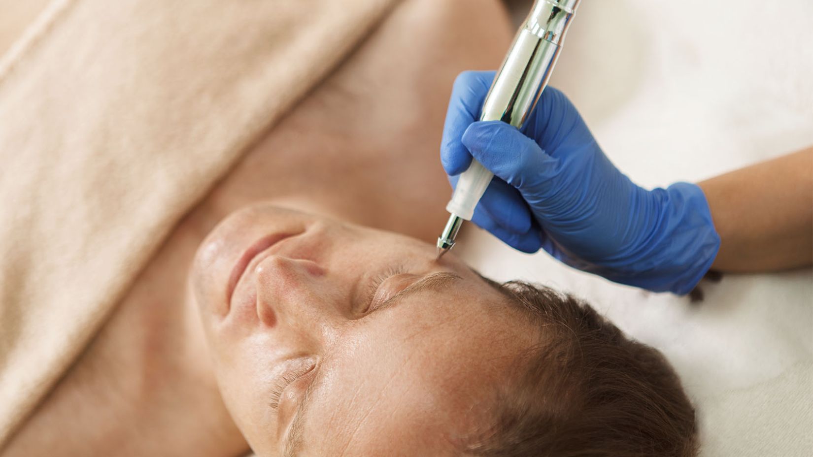 Coagulation Facial for men at Bodyland