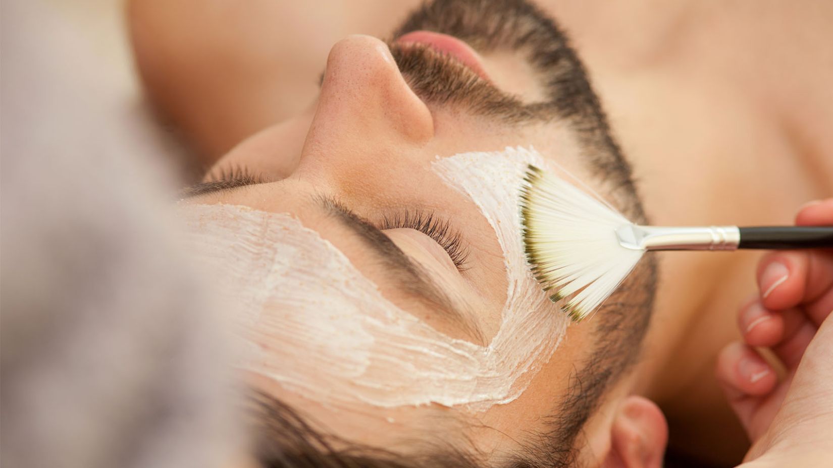 Vital Renew Facial for men at Bodyland Rotterdam