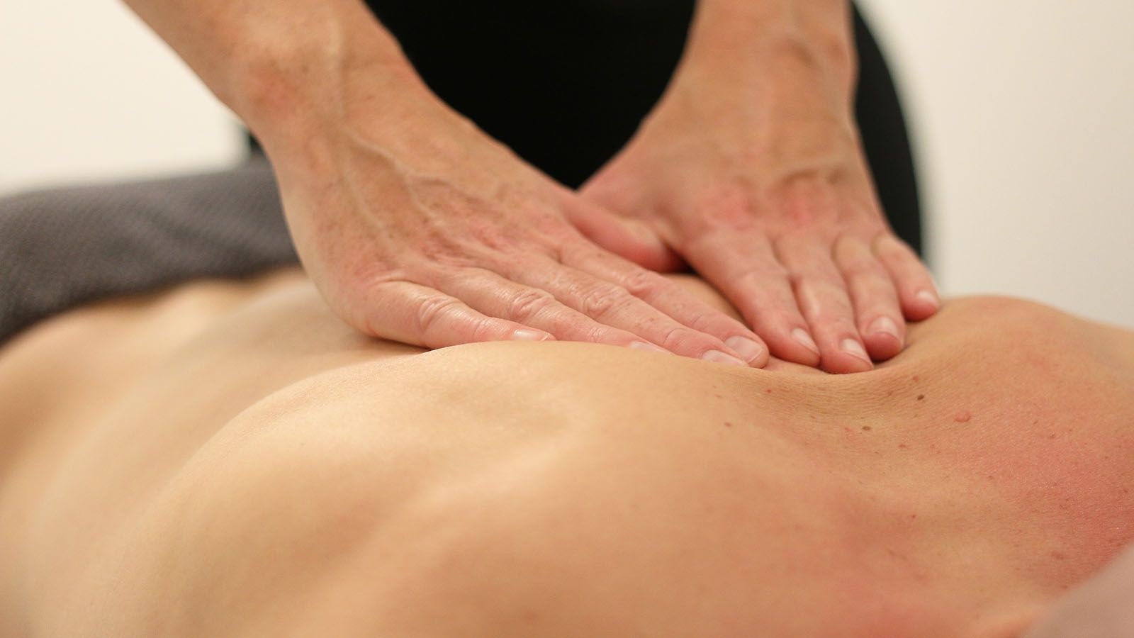 Swedish Massage for men at Bodyland Rotterdam